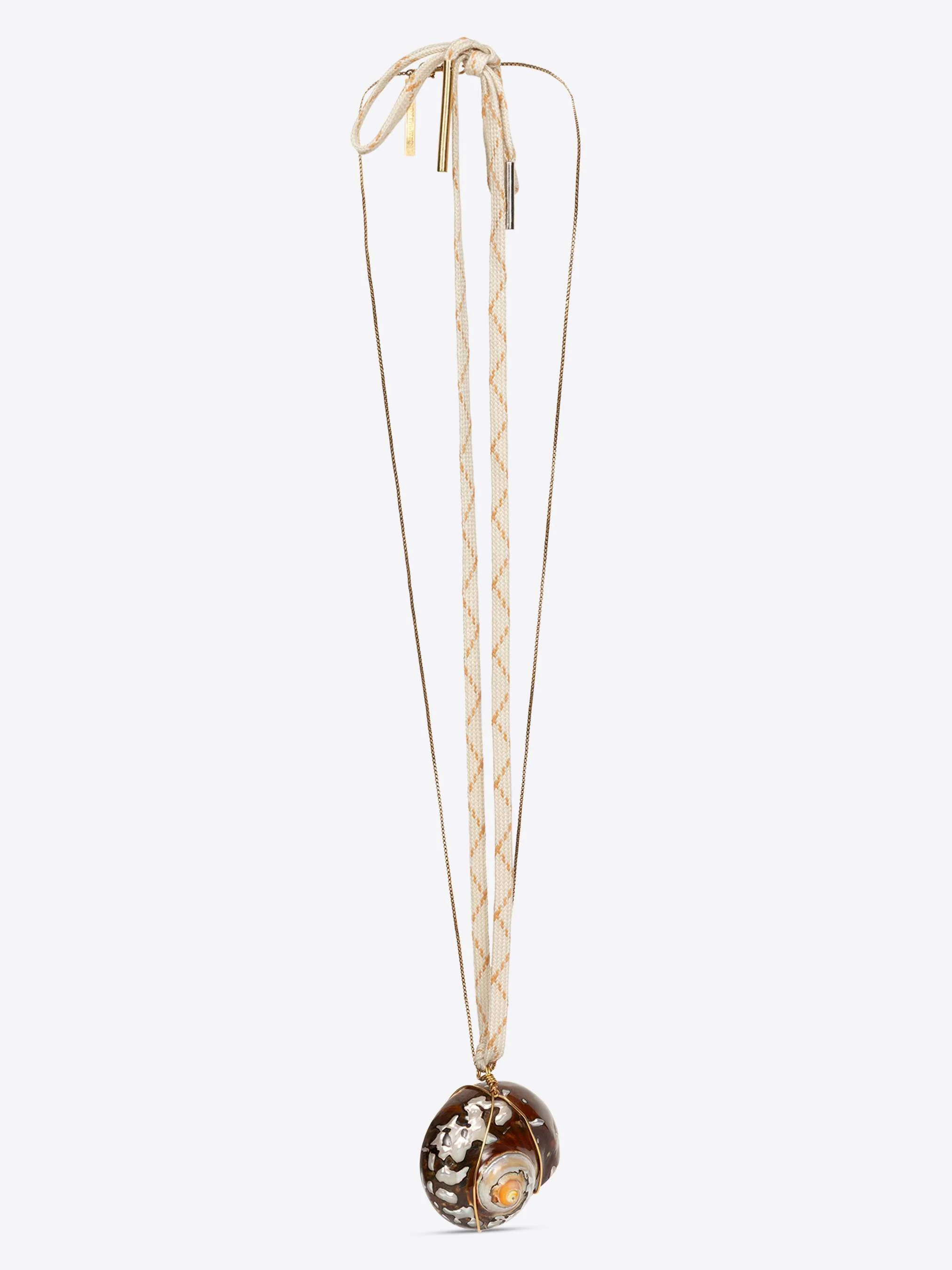 Shell charm necklace